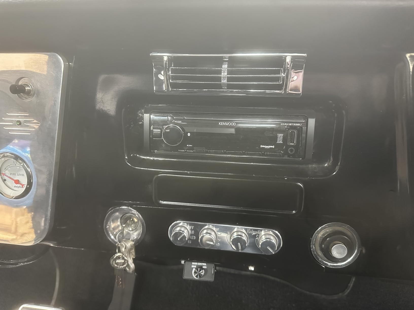 KENWOOD KMM-BT332U Bluetooth Single DIN Car Stereo with USB Port, AM/FM Radio, MP3 Player, Multi Color LCD, Detachable Face, Built in Amazon Alexa, Compatible with SiriusXM Tuner customer photo 2