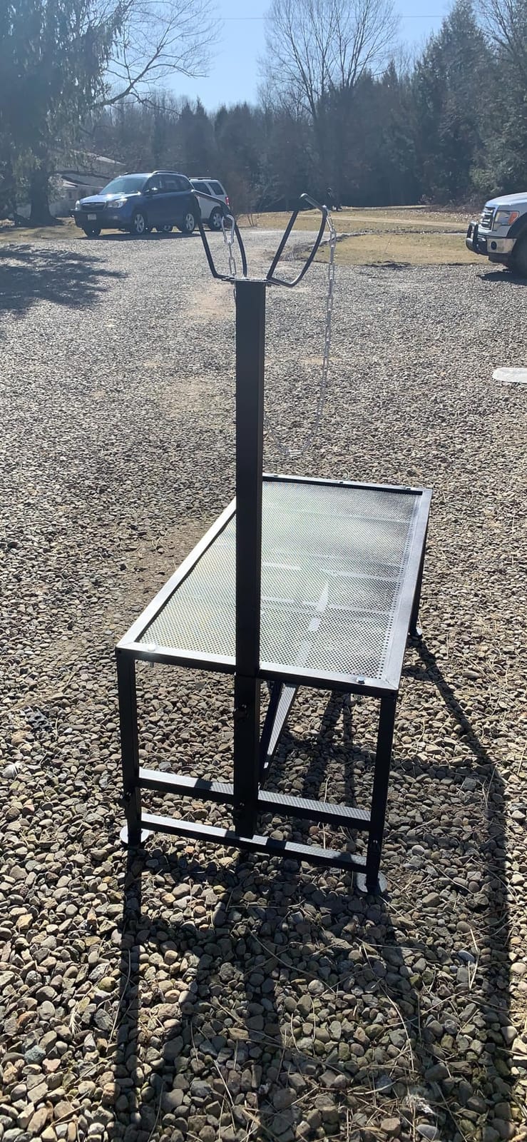 Goat Milking Stand 600Lbs Goat Stand Sheep Stand for Trimming Metal Livestock Stand with Adjustable Headpiece Goat Shearing Livestock Stand Height Adjustable, Black customer photo 2