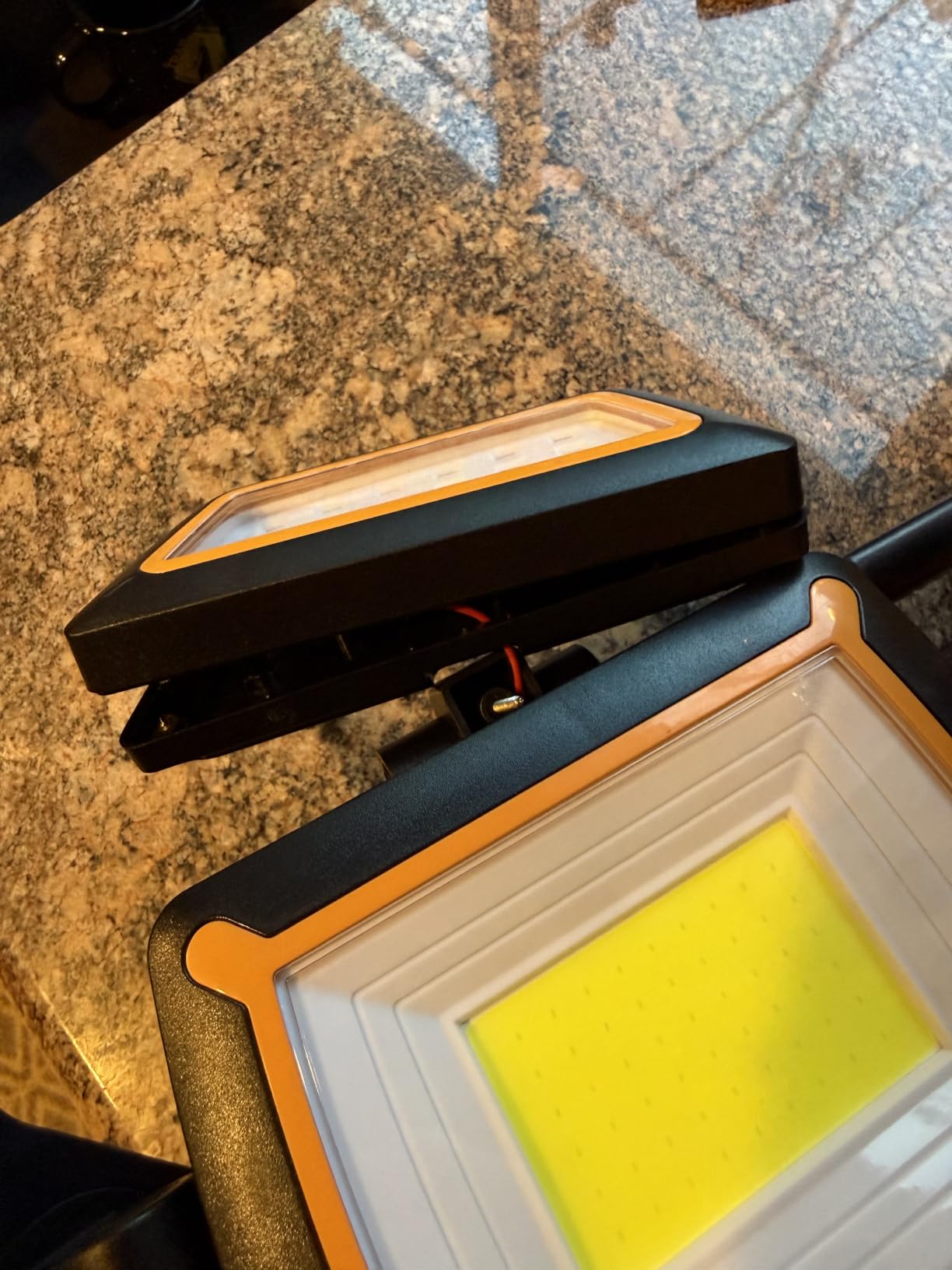 TRESDA 3000LM Rechargeable Work Light, Magnetic LED, Foldable & Portable customer photo 1