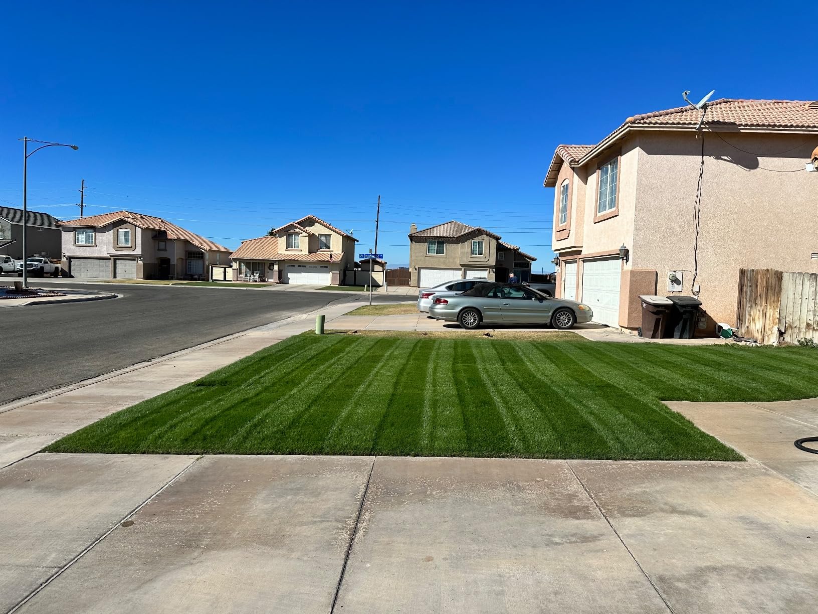 Lawn Stryper- Generation 3 Lawn Striping System/Stripe Your Lawn Like A Ballpark/ONLY Works with Honda 20