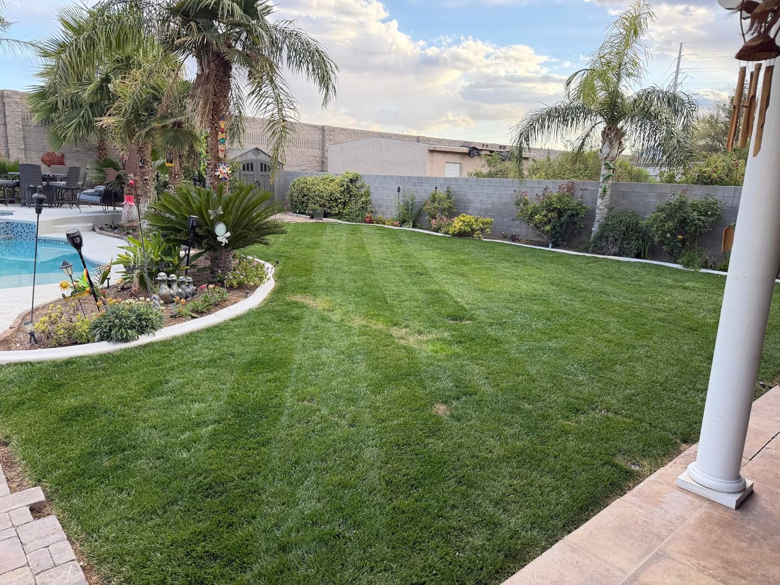 Lawn Stryper- Generation 3 Lawn Striping System/Stripe Your Lawn Like A Ballpark/ONLY Works with Honda 20