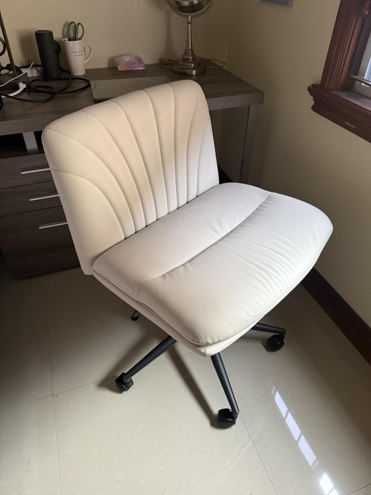 Marsail Armless-Office Desk Chair with Wheels: PU Leather Cross Legged Wide Chair,Comfortable Adjustable Swivel Task Chairs for Home,Office,Make Up,Small Space,Bed Room(Light Beige) customer photo 1