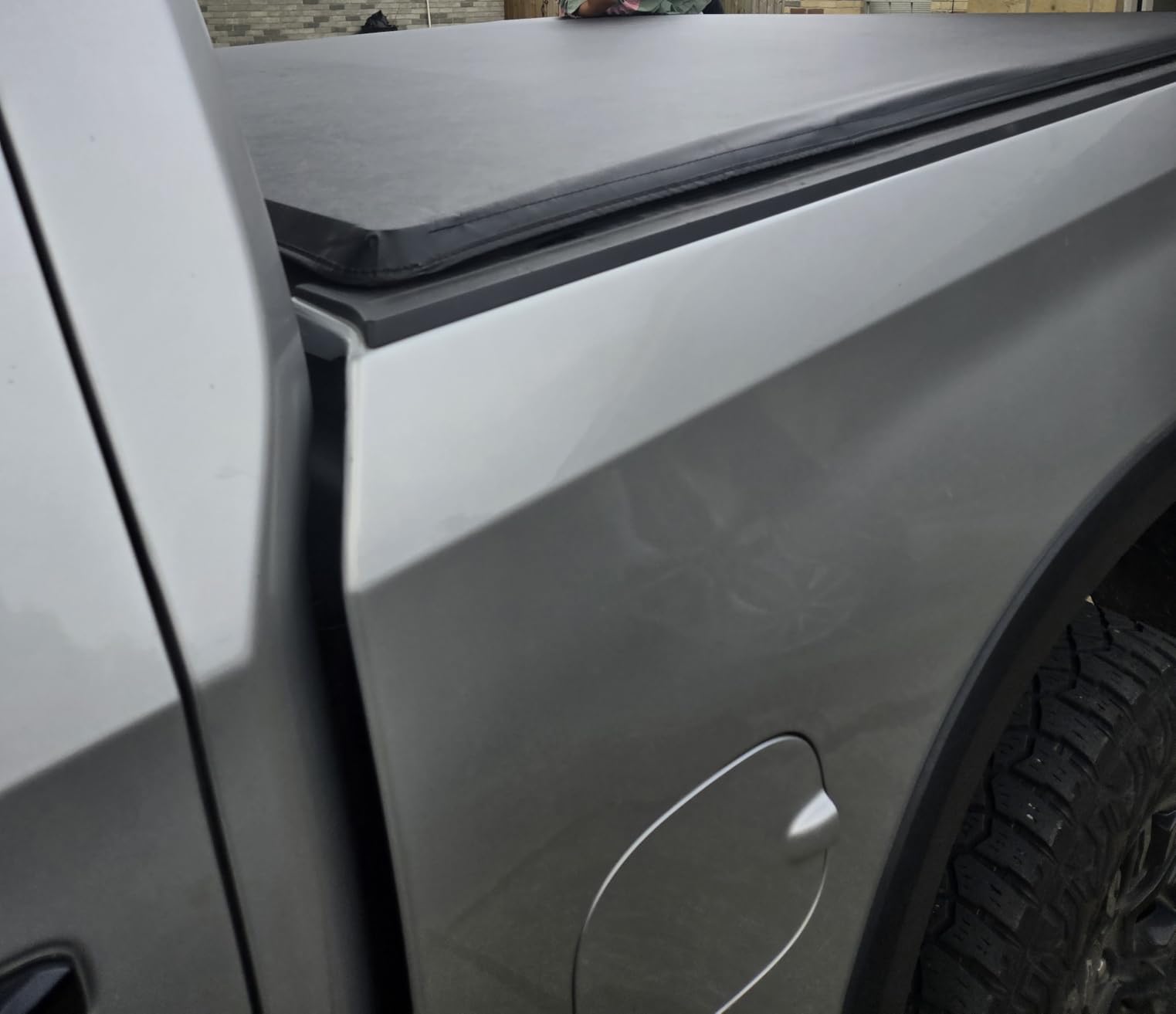 Rough Country Soft Roll Up Tonneau Cover for Chevy Silverado 1500 & GMC Sierra 1500 (2019–2026) – Marine-Grade Vinyl, No-Drill Install, Fits 5'10