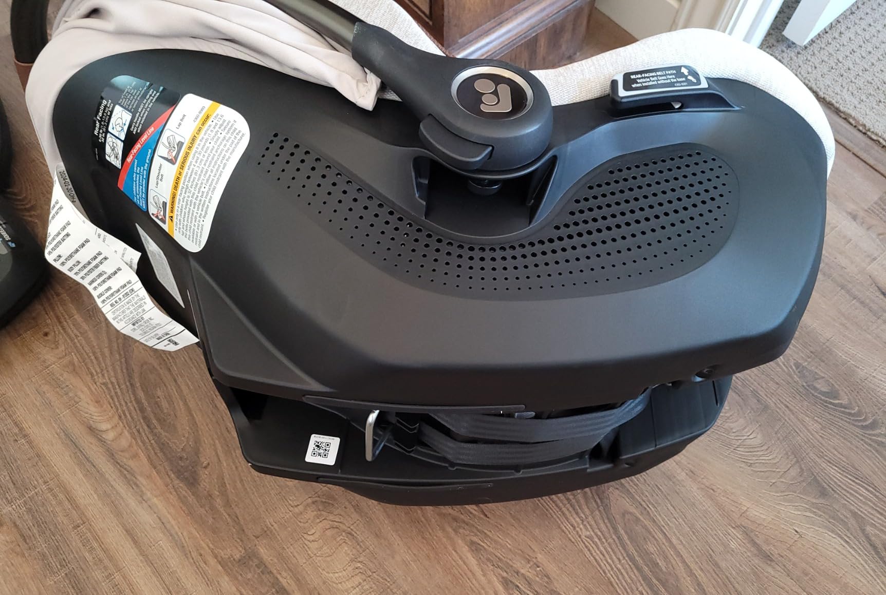 Maxi-Cosi Peri 180 Rotating Infant Car Seat, Baby Car Seat Rotating Carseat, Desert Wonder customer photo 2