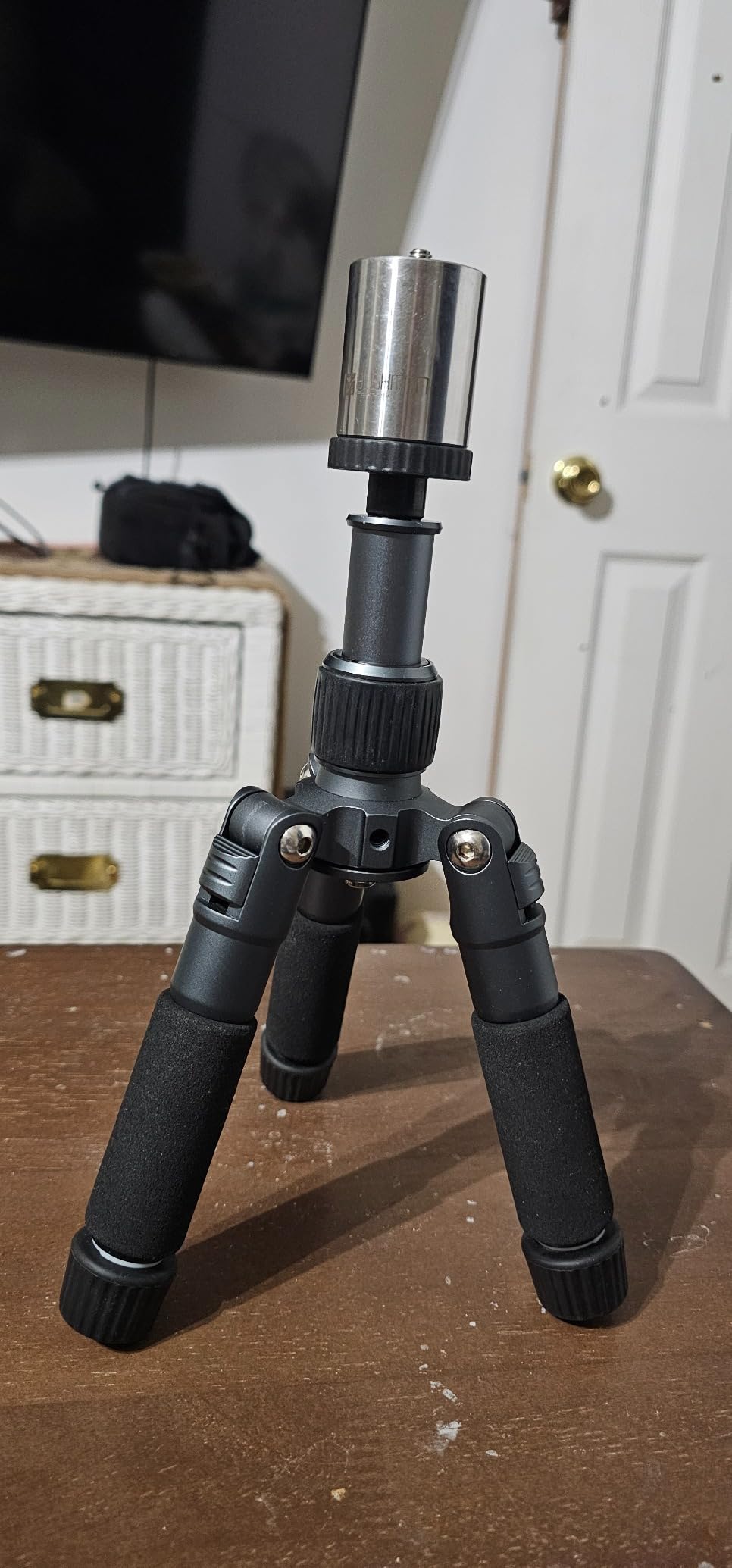 SIRUI Aluminum Mini Desktop Tripod with 360° Ball Head customer photo 2