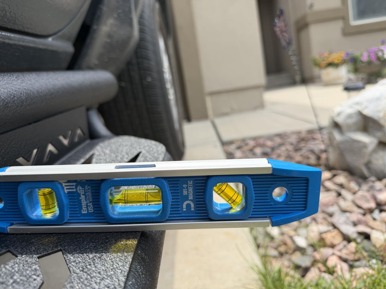 YZONA Running Boards for 2019-2026 Chevy Silverado GMC Sierra Side Steps customer photo 2