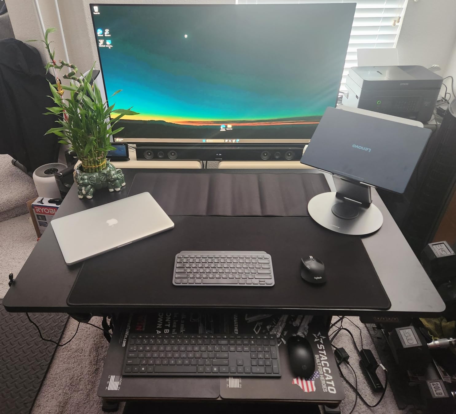 FLEXISPOT 71x32 Inch Electric Standing Desk, Black customer photo 2