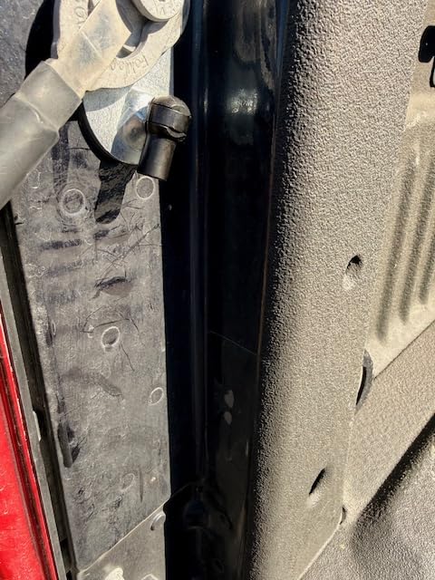 Rough Country Tailgate Assist for Ford F-150/F-250/F-350 Super Duty Truck 2WD/4WD (2015-2026) - Smooth, Safe & Controlled Tailgate Lowering customer photo 1