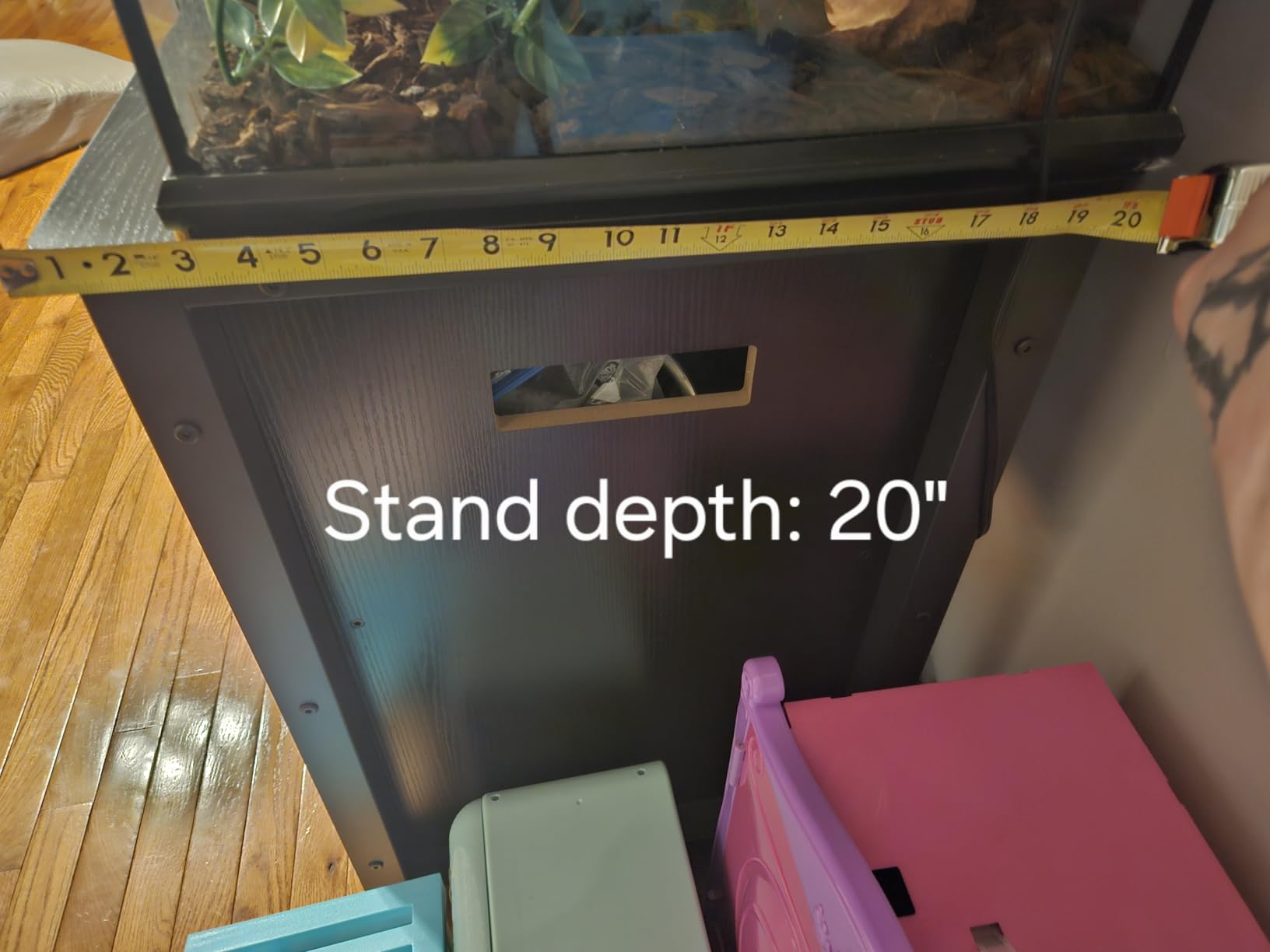 BEURUKU 40 Gallon Tank Stand with Cabinet and Power Outlets, Heavy Duty Metal Aquarium Stand for 40-50 Gallon Breeder Tank, Turtle Tank, Double Terrarium Stand, 660LBS Capacity, White customer photo 2