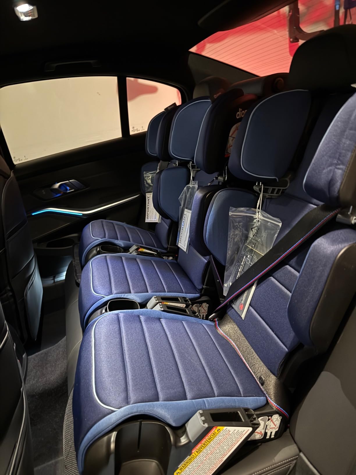 Diono Connect3 R 2-in-1 High Back Booster, Slim Fit 3-Across in Many Mid-Sized Sedans and SUVs, for Children from 40-120 lbs., Lightweight with Cupholder, Black Storm customer photo 2