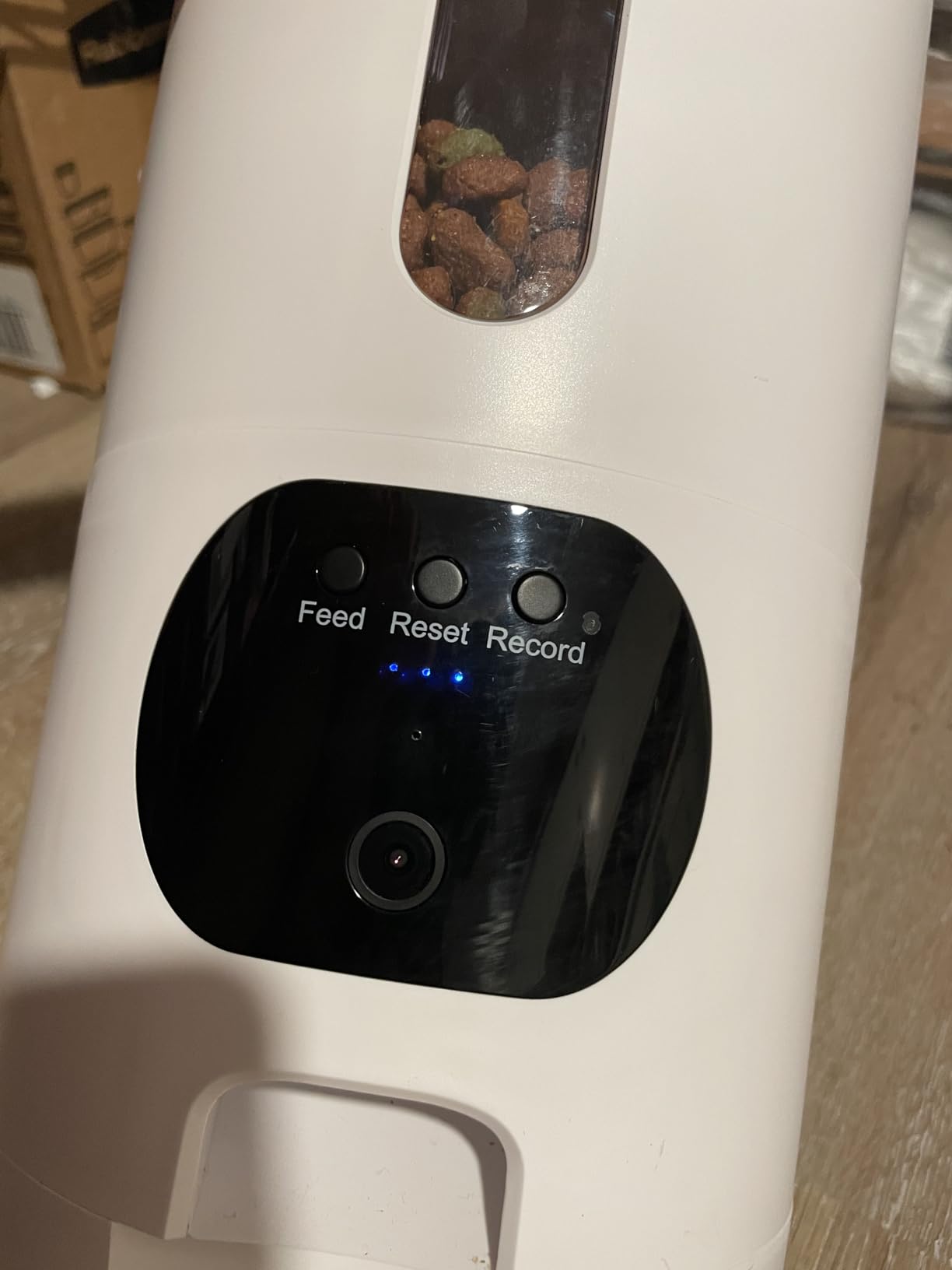 Yakry Automatic Dog Feeder with Camera - 8L/33 Cups Smart Dog Feeder customer photo 2