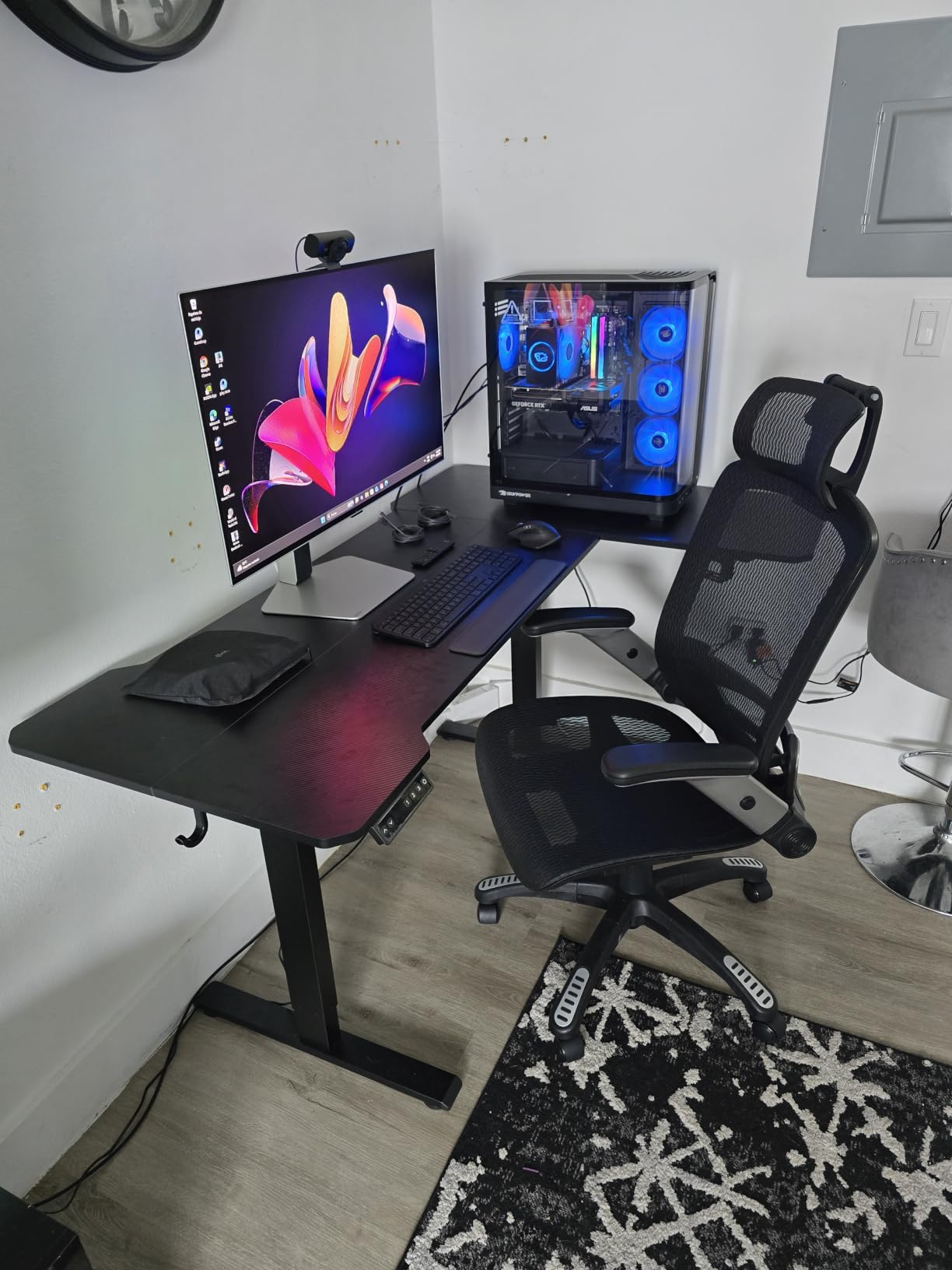 Acrolix L Shaped Electric Standing Desk,71x43.5 Reversible,Black Carbon customer photo 2