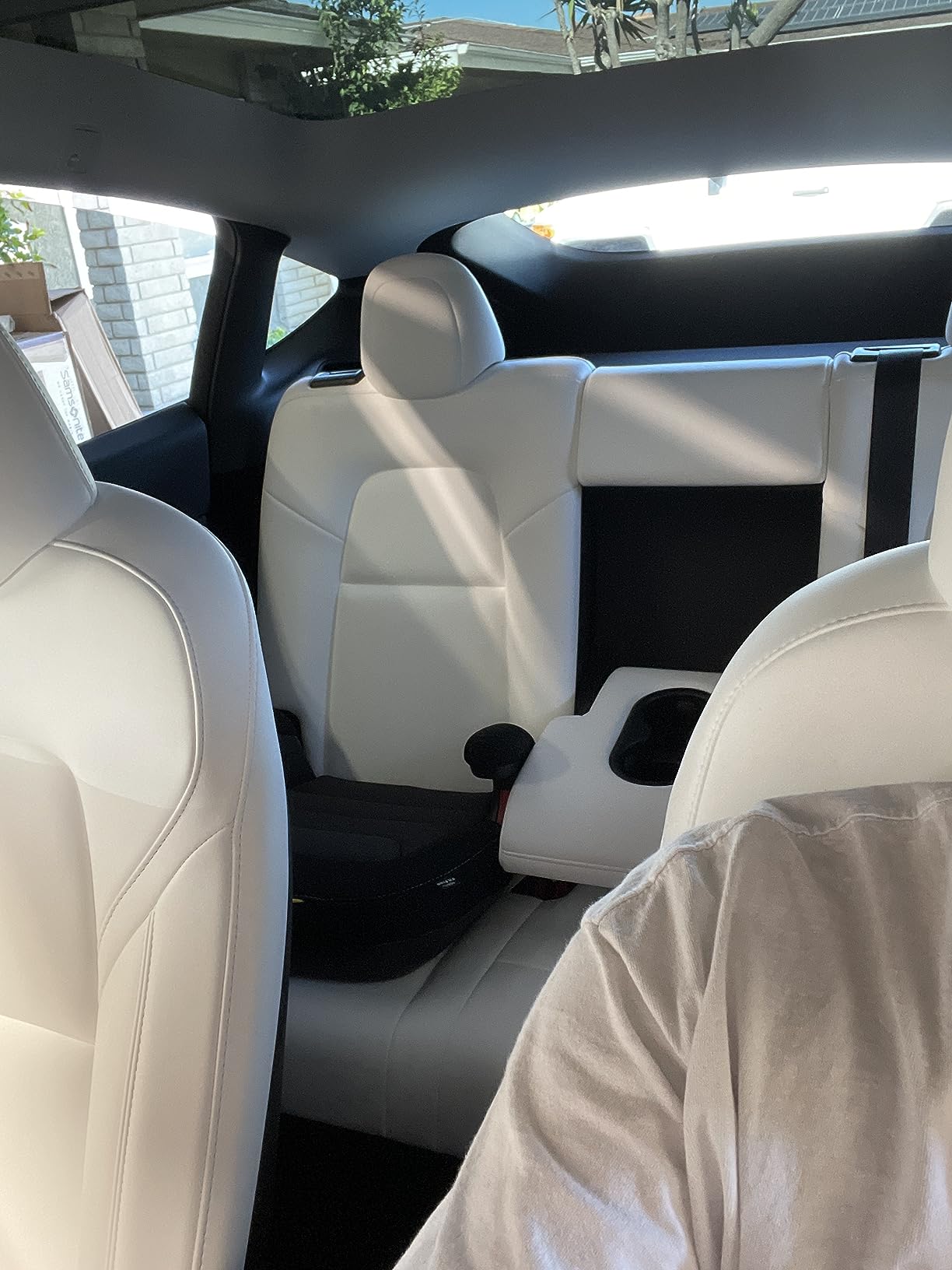 PEG Viaggio Shuttle – Backless Booster Car Seat – Astral (Beige) customer photo 2