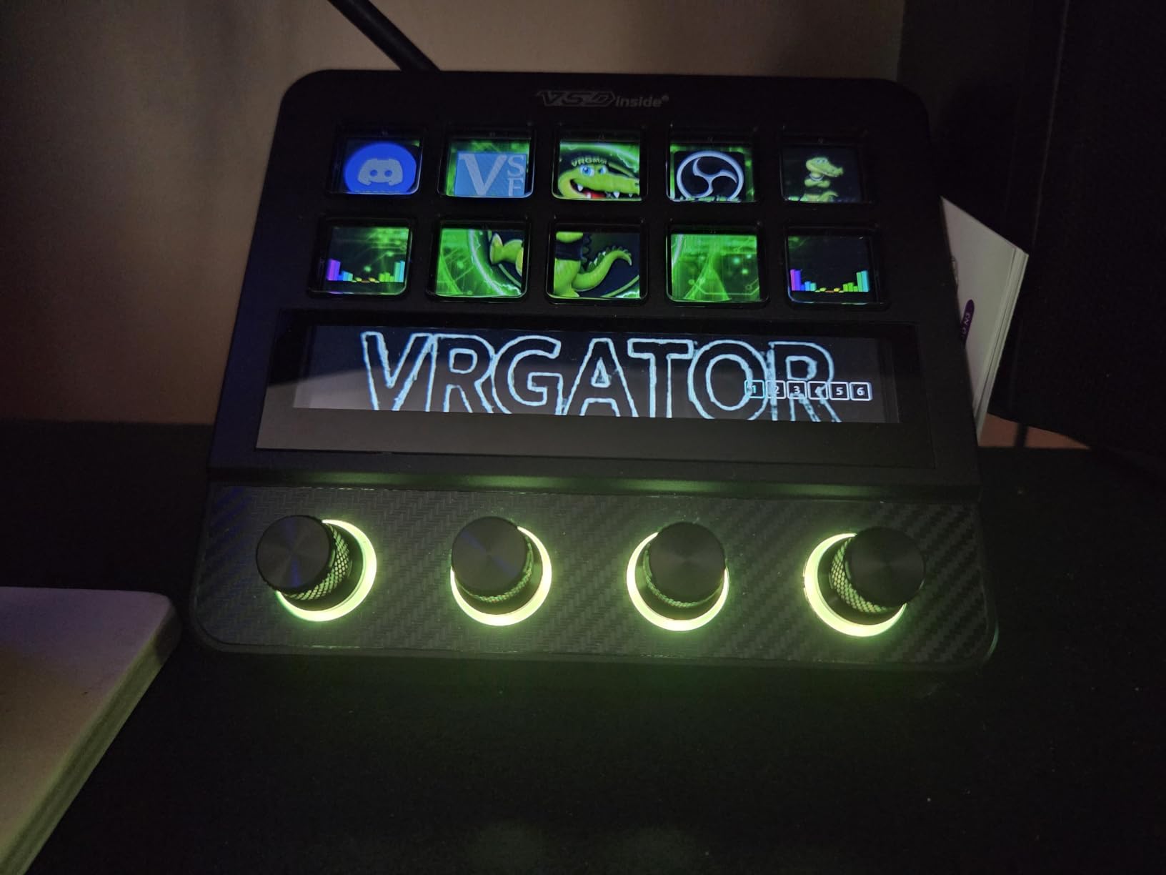 VSD N4 Pro Stream Controller Streaming Deck, Audio and Studio Controller customer photo 2