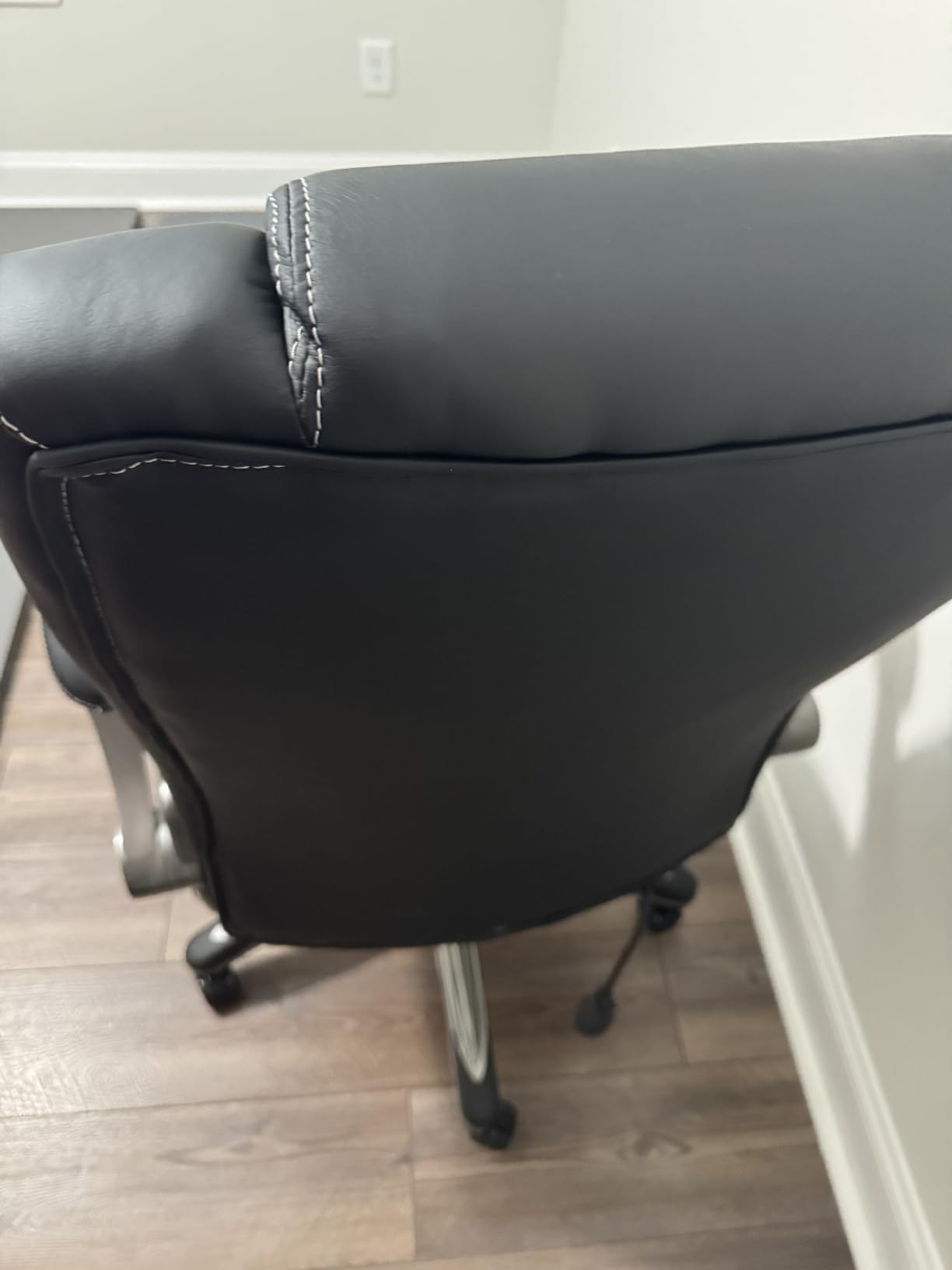 COLAMY Ergonomic Executive Office Chair, High Back Desk Chair with Adjustable Lumbar Support, Flip-Up Armrests & Thick Seat Cushion, 90°–110° Reclining Computer Chair for Home Office customer photo 1