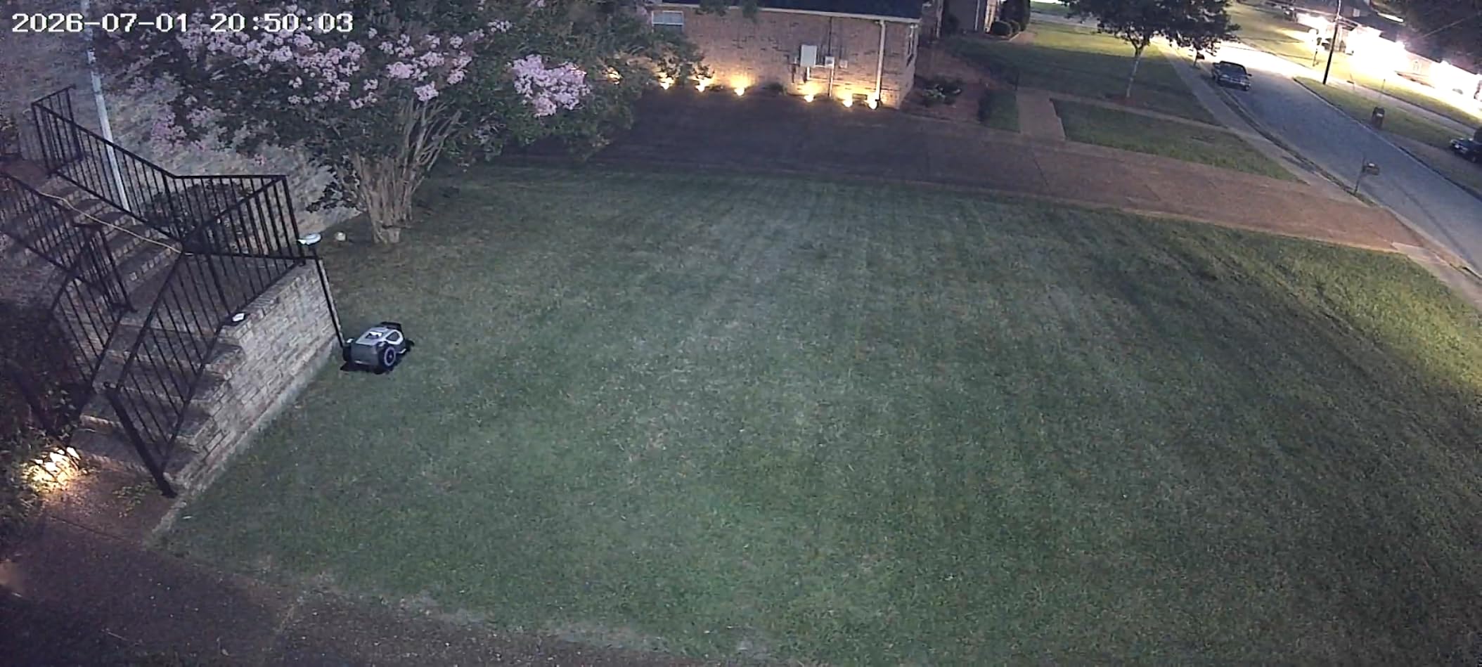 ANTHBOT M5 Robotic Lawn Mower, 1/8 Acre Wire-Free NRTK & Vision customer photo 2