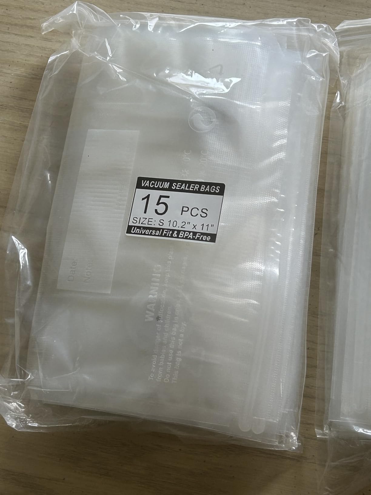 Compact Vacuum Sealer for Food Storage: Portable Handheld Food Sealer, 80kPa Suction, 1800mAh Battery, 30 Reusable Vacuum Bags, Preserve 5X Freshness with Easy Operation customer photo 2