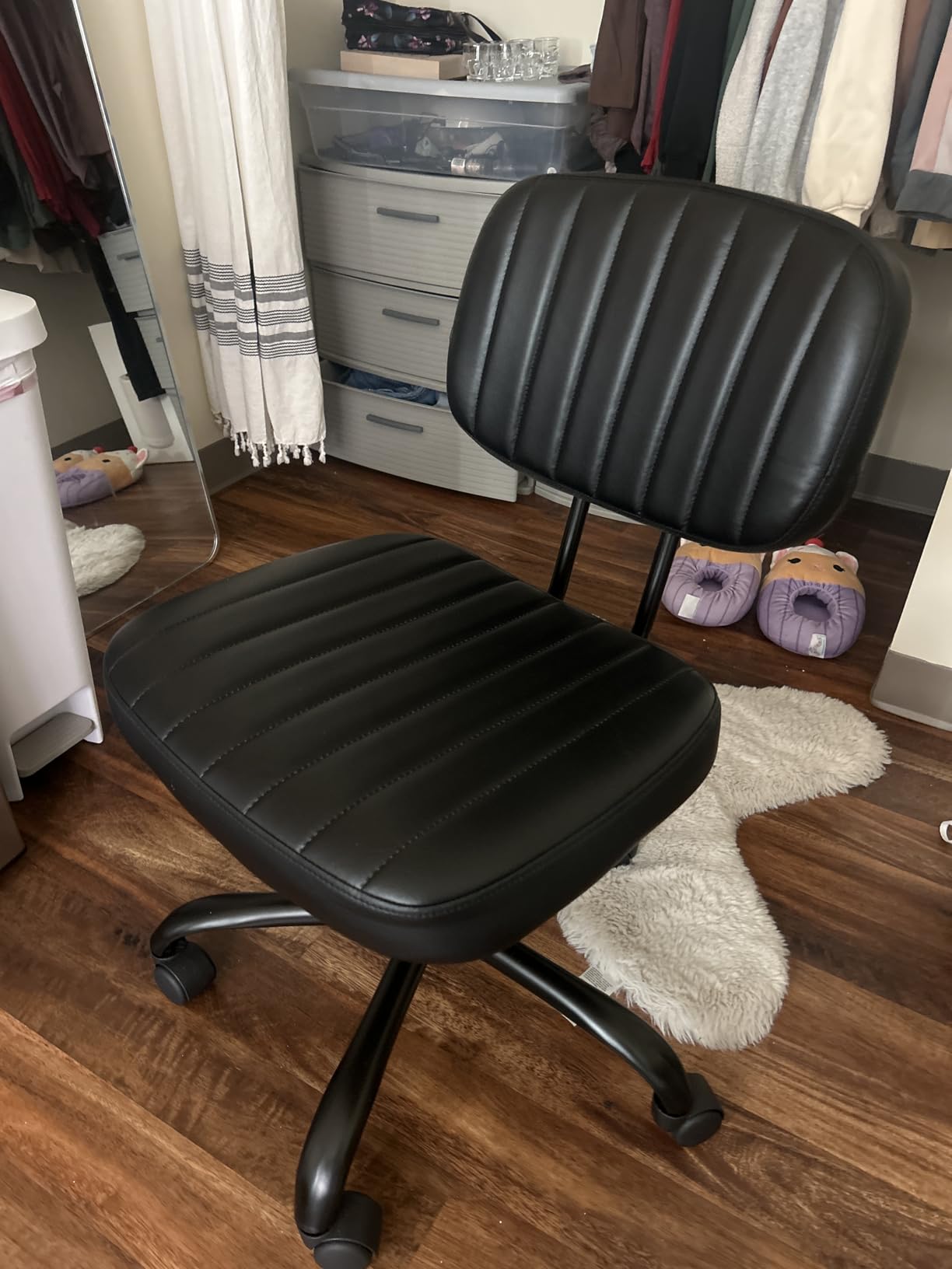 DUMOS Armless Drafting Chair, Standing Desk Chair, Rolling Stool customer photo 1